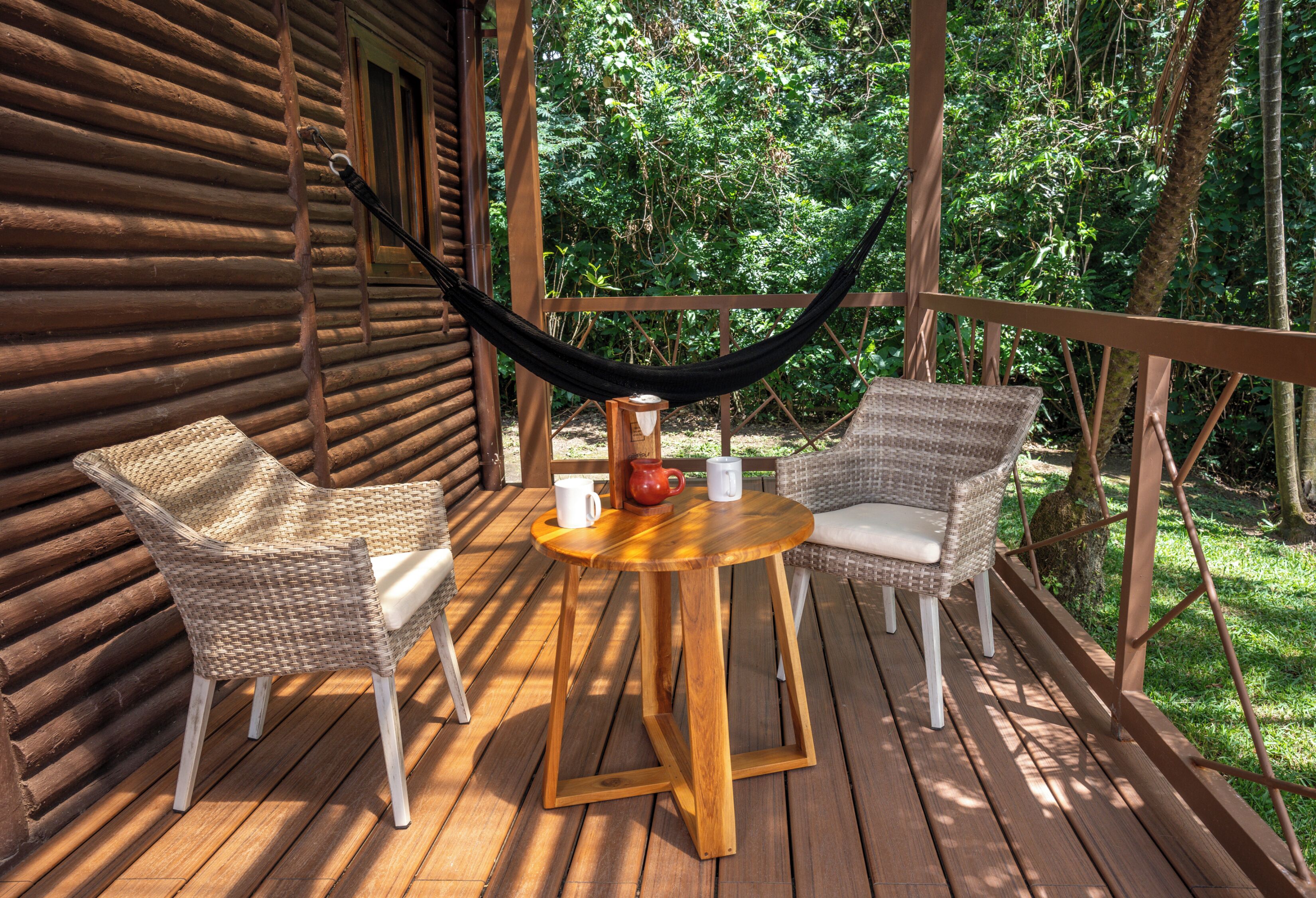 mountain room | terrace/patio