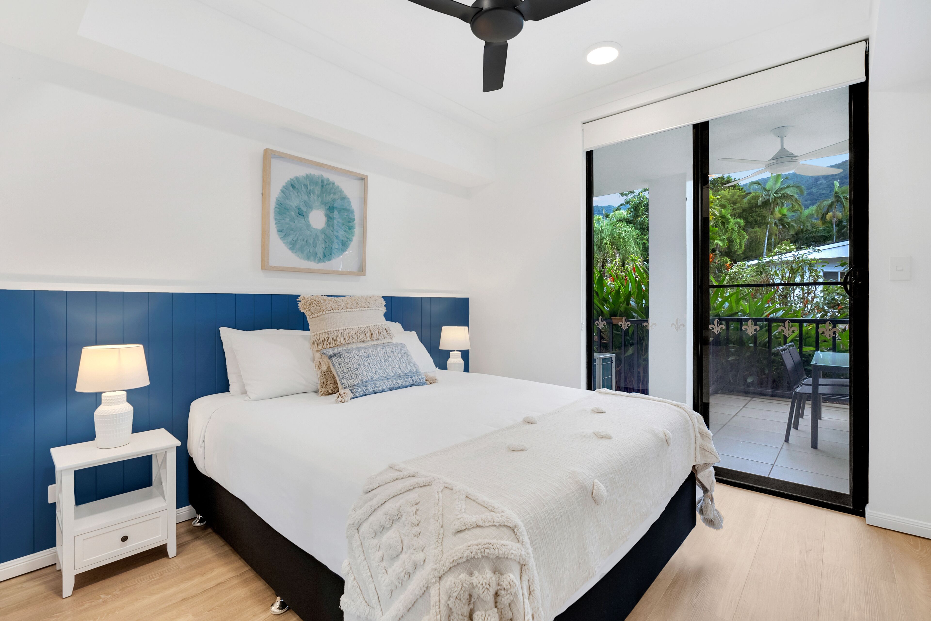 standard apartment, 3 bedrooms | individually decorated, individually furnished, blackout curtains