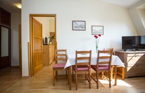 In-room dining - Kazimierz's Secret Apartments (Kraków)