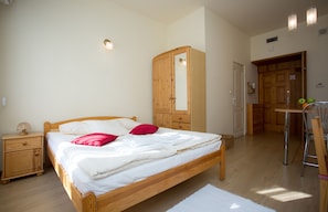 Studio (Air Condition) | Allergikerbettwaren, Bügeleisen/Bügelbrett, kostenloses WLAN