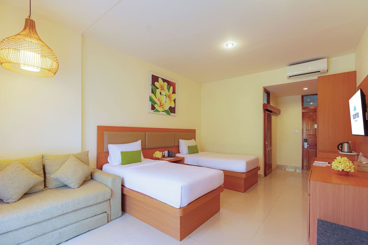 Deluxe Studio | Premium bedding, minibar, in-room safe, individually decorated