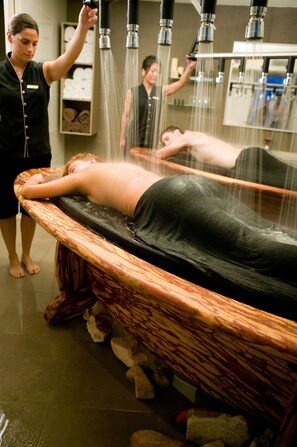 Body treatments, hydrotherapy, aromatherapy, body scrubs, facials - Q1 Resort & Spa (Surfers Paradise)