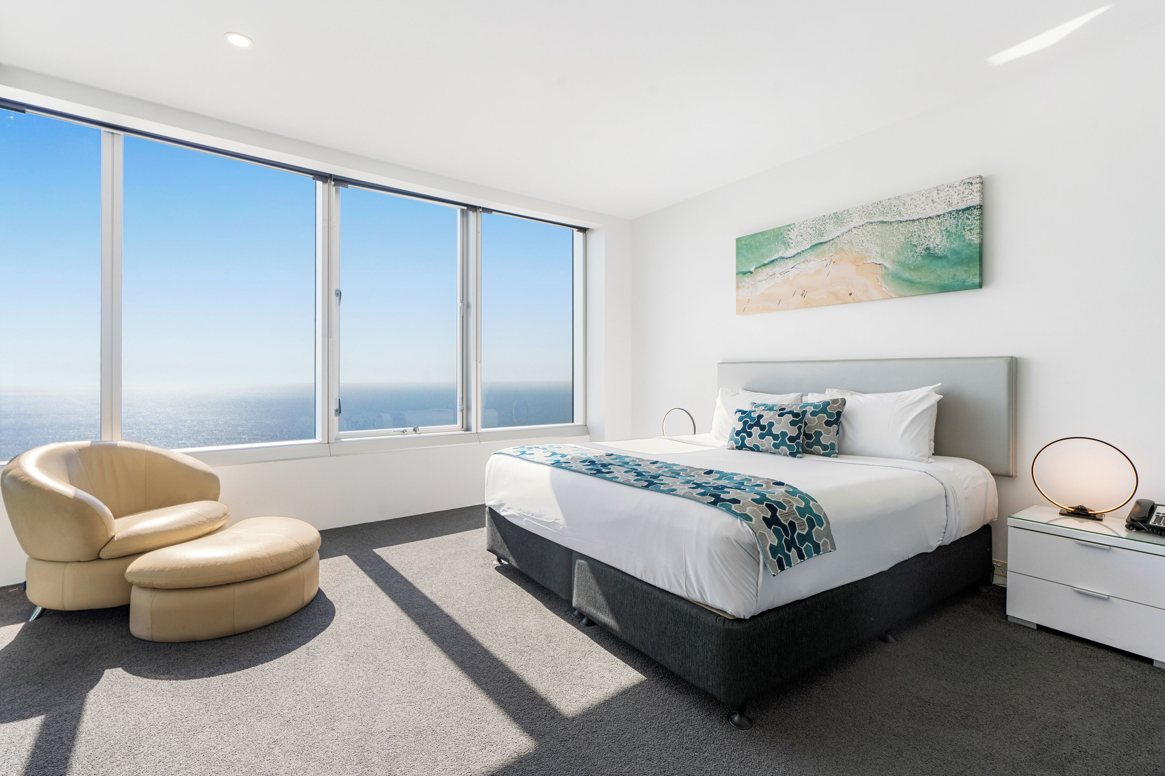 高級頂層客房, 4 間臥室, 浴缸, 海景 | 房內夾萬、獨特設計、獨特裝修、書桌