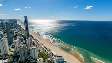 Superior Penthouse, 4 Bedrooms, Bathtub, Ocean View | View from room