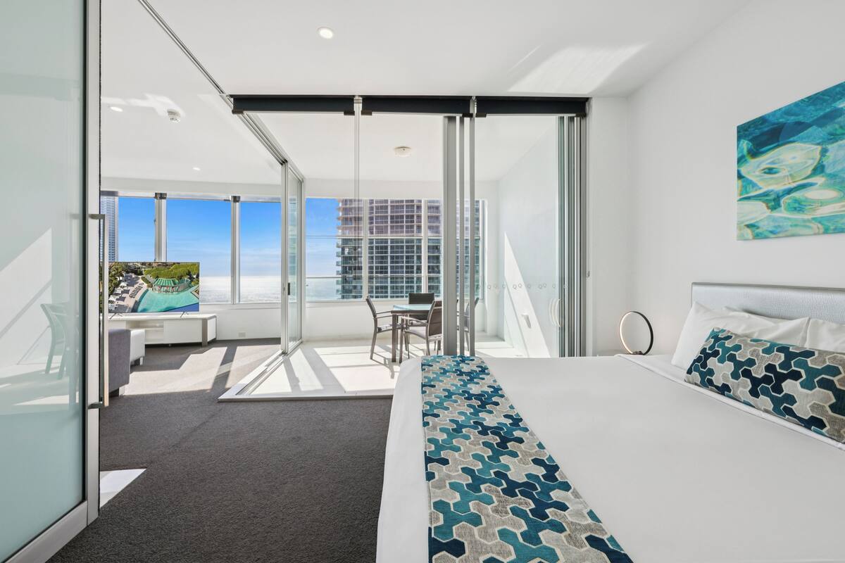 1-Bedroom Spa Ocean View Apartment