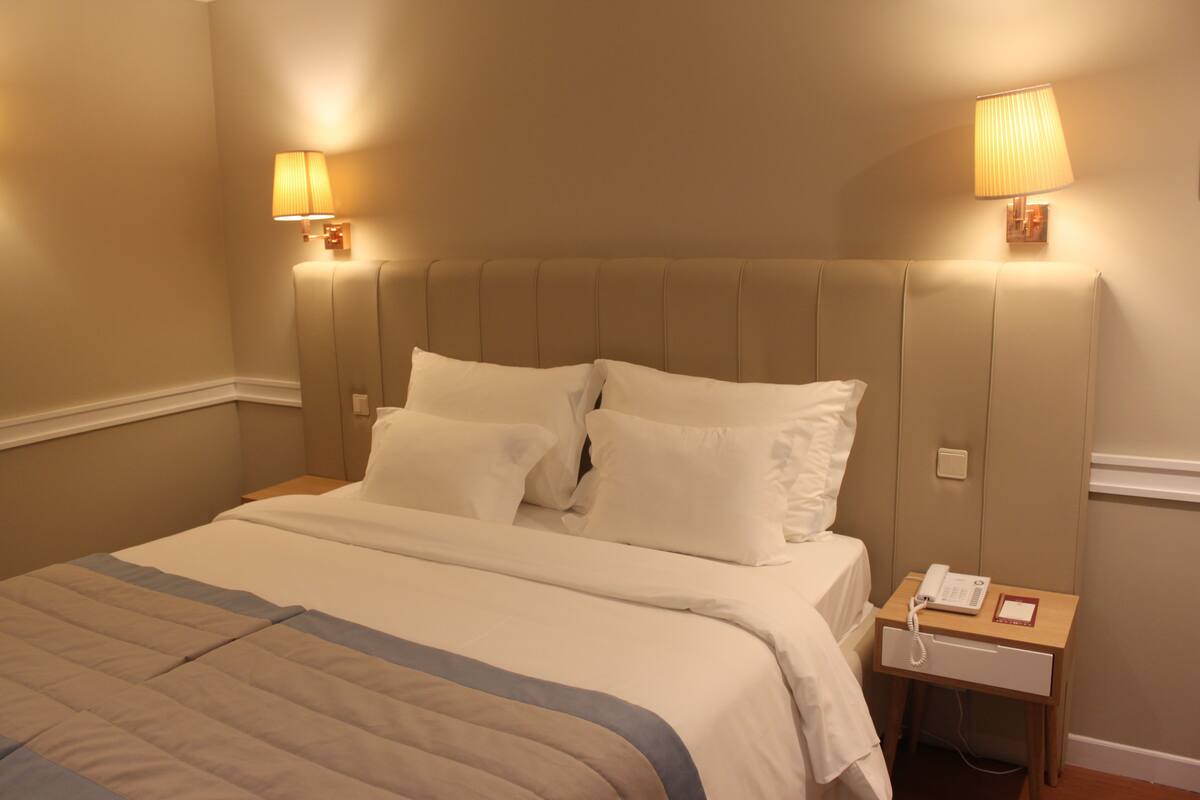 Chambre Simple, vue mer | Coffres-forts dans les chambres, bureau, chambres insonorisées