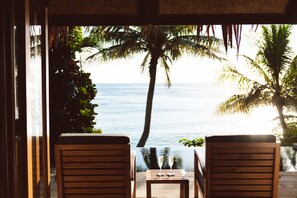 Ropa de cama hipoalergénica y minibar 