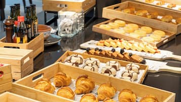 Frukostbuffé varje dag mot avgift