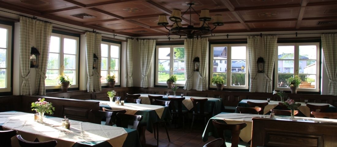 lunch and dinner served, regional cuisine