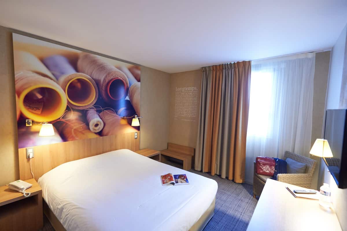 standard room, 1 double bed | 1 bedroom, premium bedding, in-room safe, desk