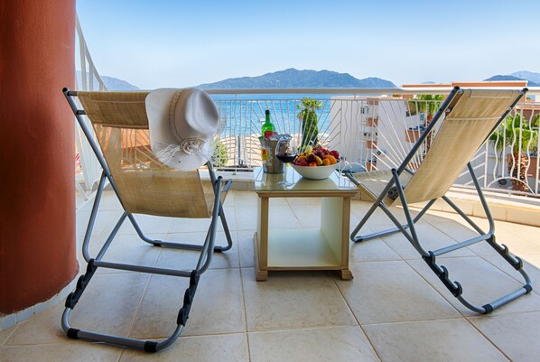 Deluxe Room | Balcony