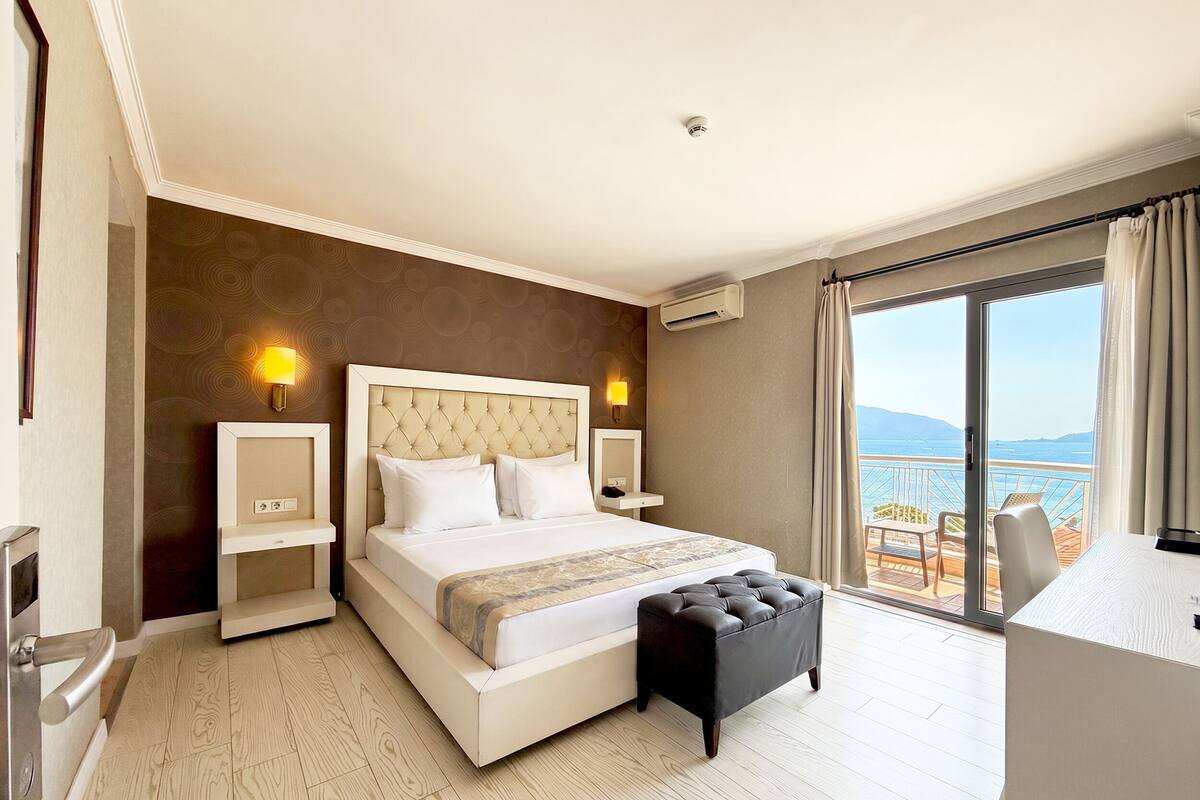 Ropa de cama de alta calidad y minibar
