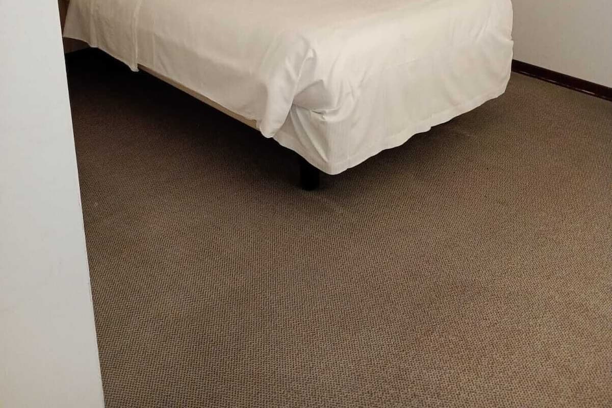 Basic Room, 1 Twin Bed | Down comforters, minibar, in-room safe, individually decorated