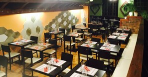 Daily buffet breakfast (EUR 10 per person) -  In Jungle hôtel (Beauvallon)