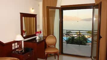 Bộ đồ giường cao cấp, phòng cách âm