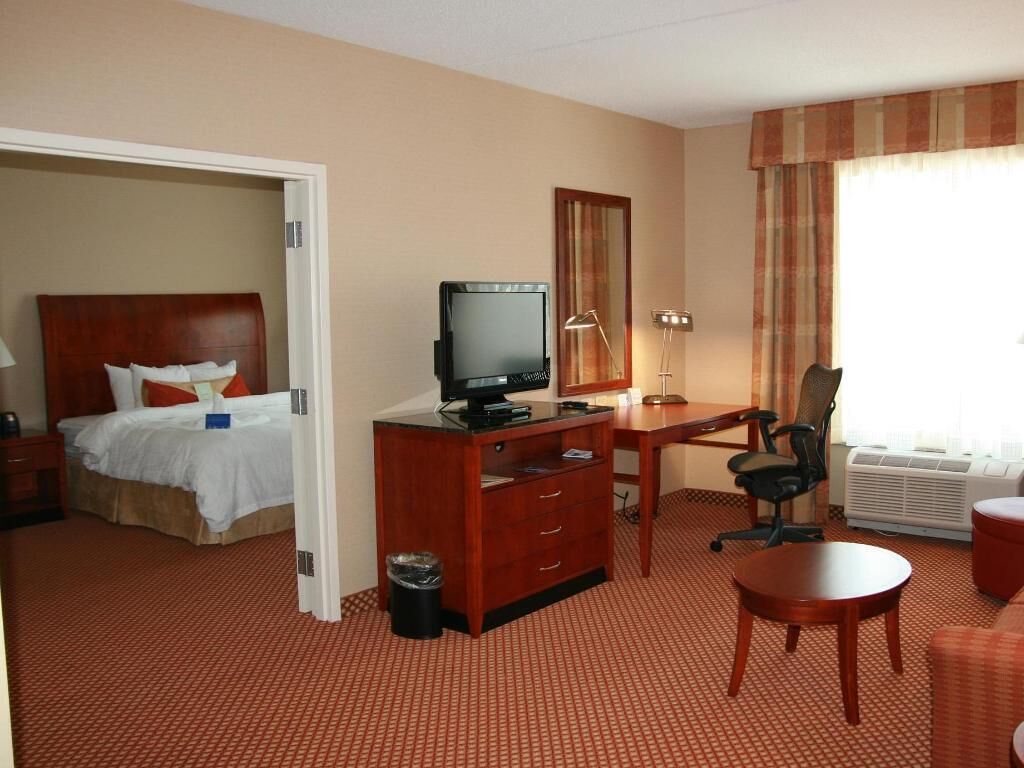 In-room safe, iron/ironing board, cribs/infant beds, rollaway beds