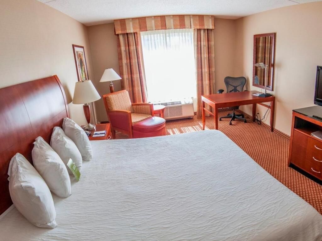 In-room safe, iron/ironing board, cribs/infant beds, rollaway beds