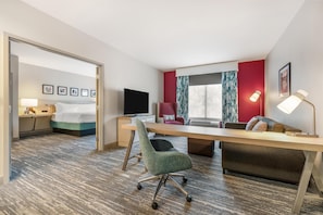 In-room safe, iron/ironing board, cribs/infant beds, rollaway beds - Hilton Garden Inn Mystic/Groton (Groton)