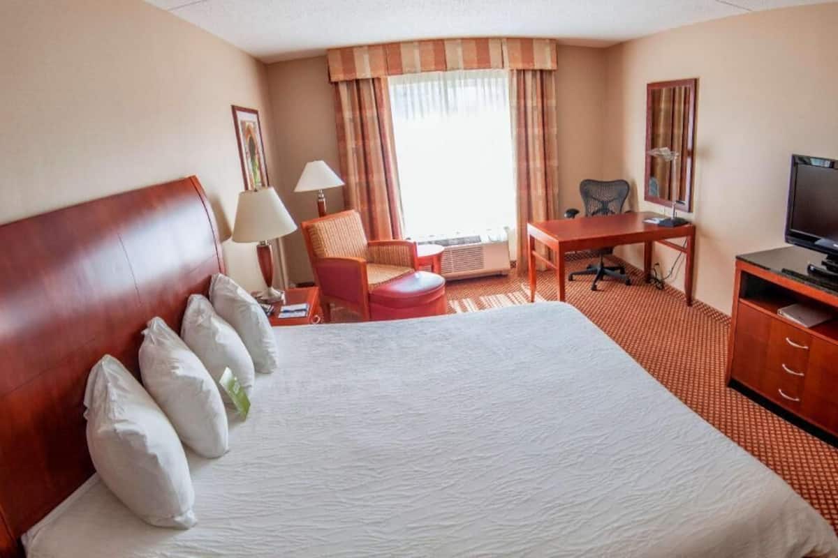 In-room safe, iron/ironing board, cribs/infant beds, rollaway beds