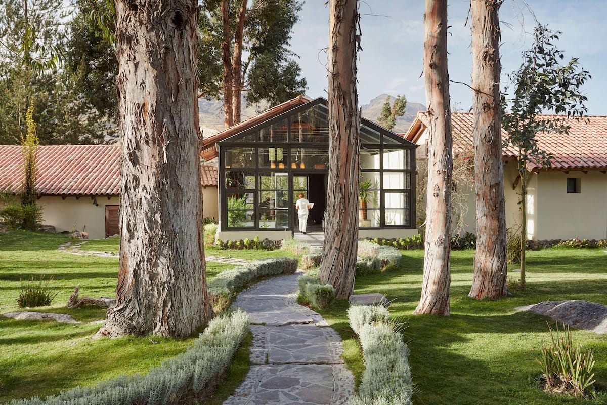 couples treatment room(s), sauna, body treatments, aromatherapy