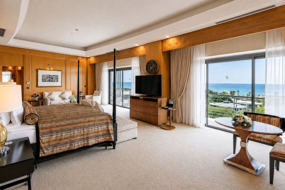 King Suite | Frette Italian sheets, premium bedding, Tempur-Pedic beds, minibar