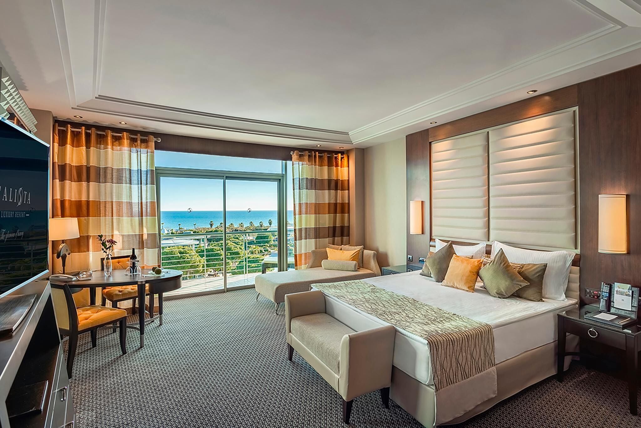 Superior Room, Partial Sea View | Frette Italian sheets, premium bedding, Tempur-Pedic beds, minibar