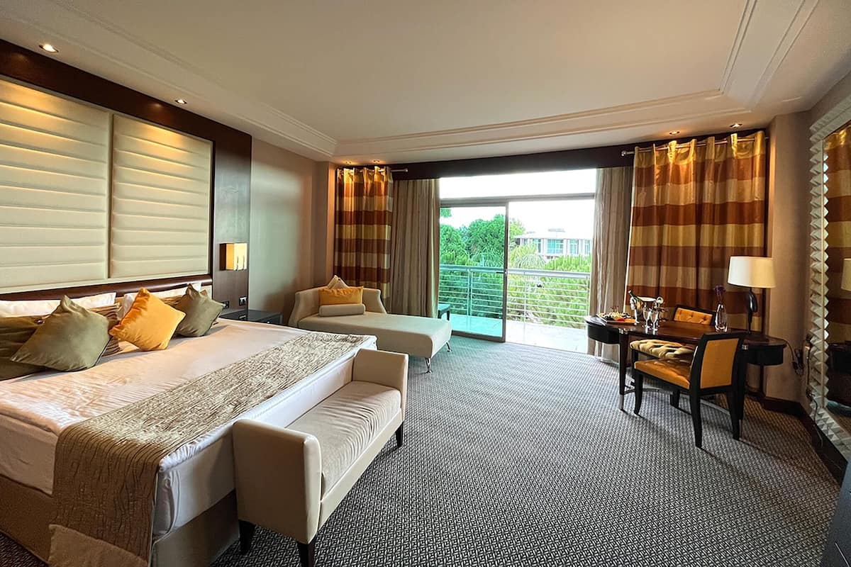 Frette Italian sheets, premium bedding, Tempur-Pedic beds, minibar