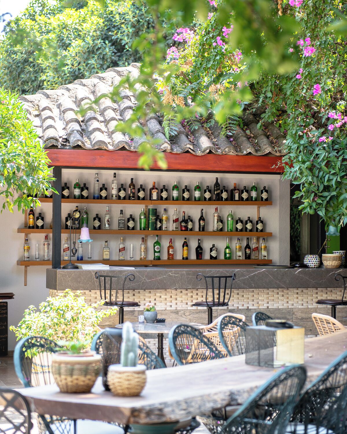 Bar ved bassenget