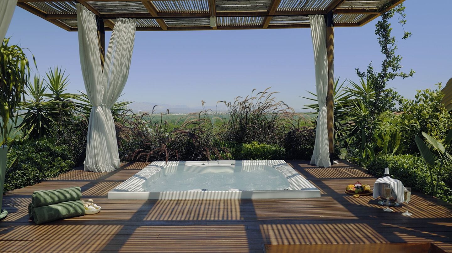 Premium bedding, free minibar, in-room safe, individually decorated