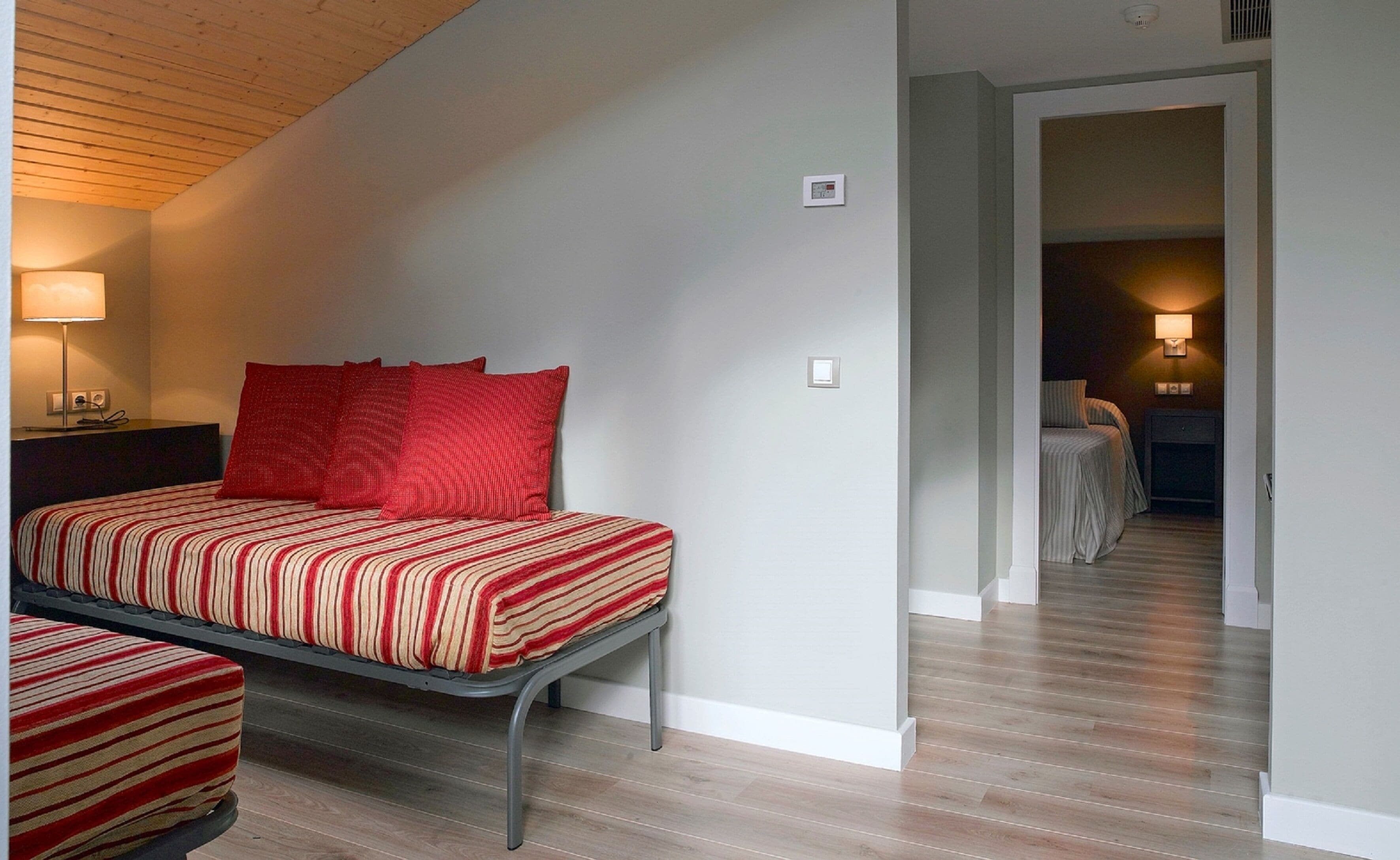 duplex 4 pax | 1 bedroom, in-room safe, desk, free wifi