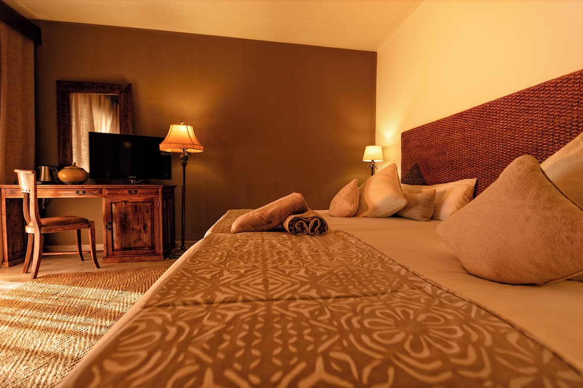 Standard Room, Terrace | 1 bedroom, premium bedding, Select Comfort beds, minibar