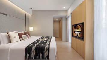 Departamento ejecutivo, 3 habitaciones | 1 habitación, caja de seguridad en la habitación y escritorio