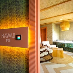 Deluxe Suite, Jetted Tub | 1 bedroom, premium bedding, minibar, in-room safe