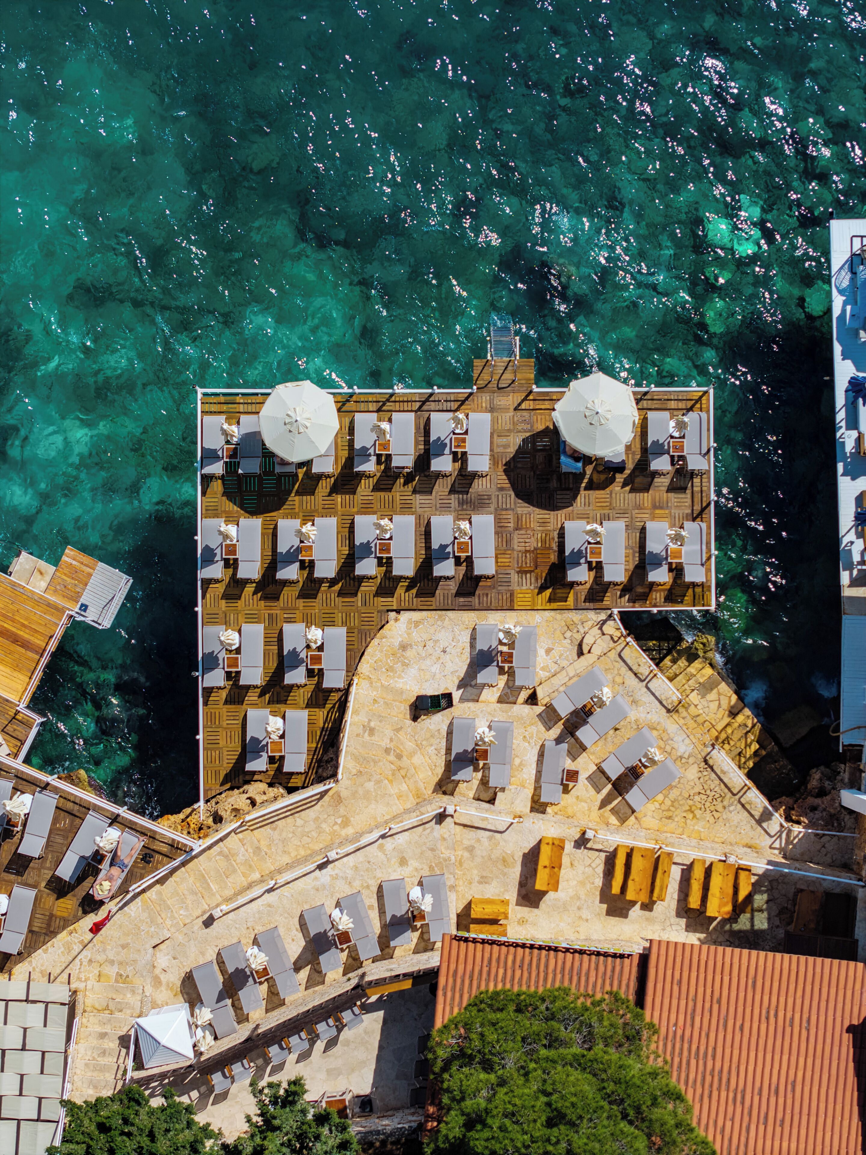 Plage privée, sable blanc, navette gratuite vers la plage