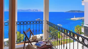 Superior-Zimmer, Mehrere Betten, Balkon, Meerblick | Balkon