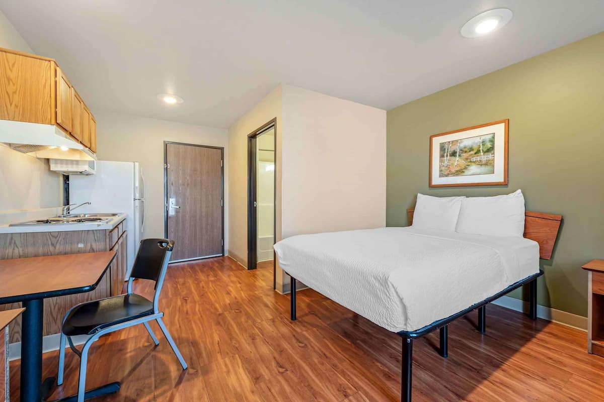 standard studio, non smoking, refrigerator & microwave | desk, laptop workspace, iron/ironing board, free wifi