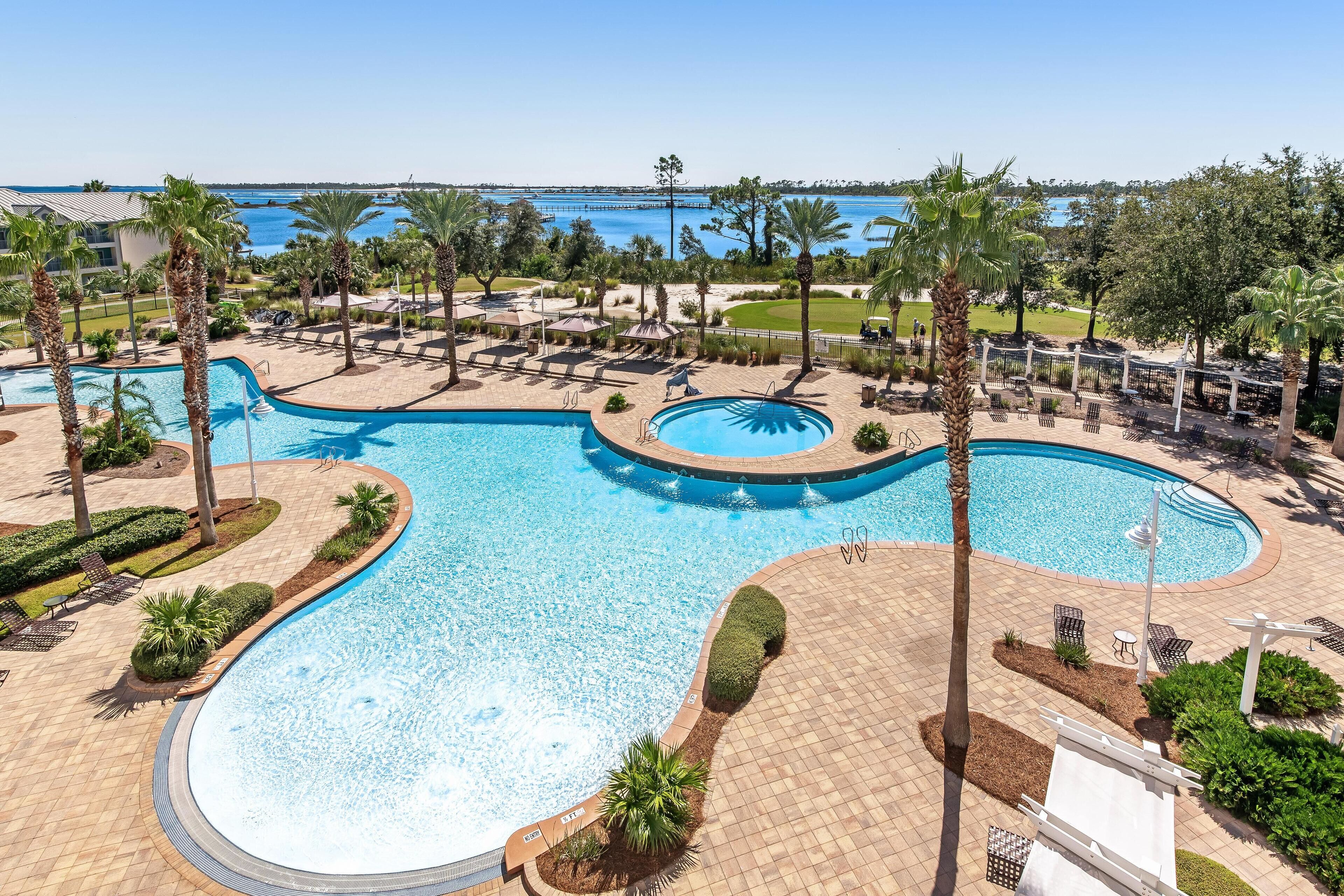 House, Multiple Beds (Apartment) | Pool | Outdoor pool