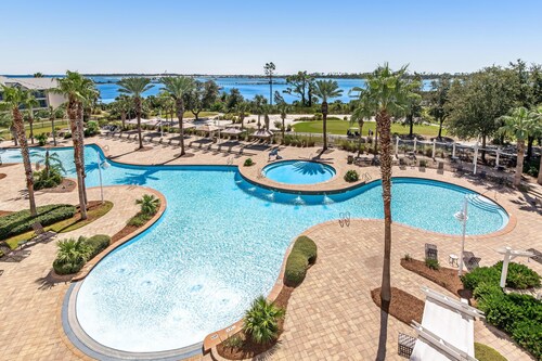 Reflections at Bay Point 