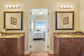 Ferienhaus, Mehrere Betten (Apartment) | 1 Schlafzimmer, Verdunkelungsvorhänge, Bügeleisen/Bügelbrett