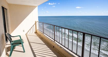 Atalaya Towers