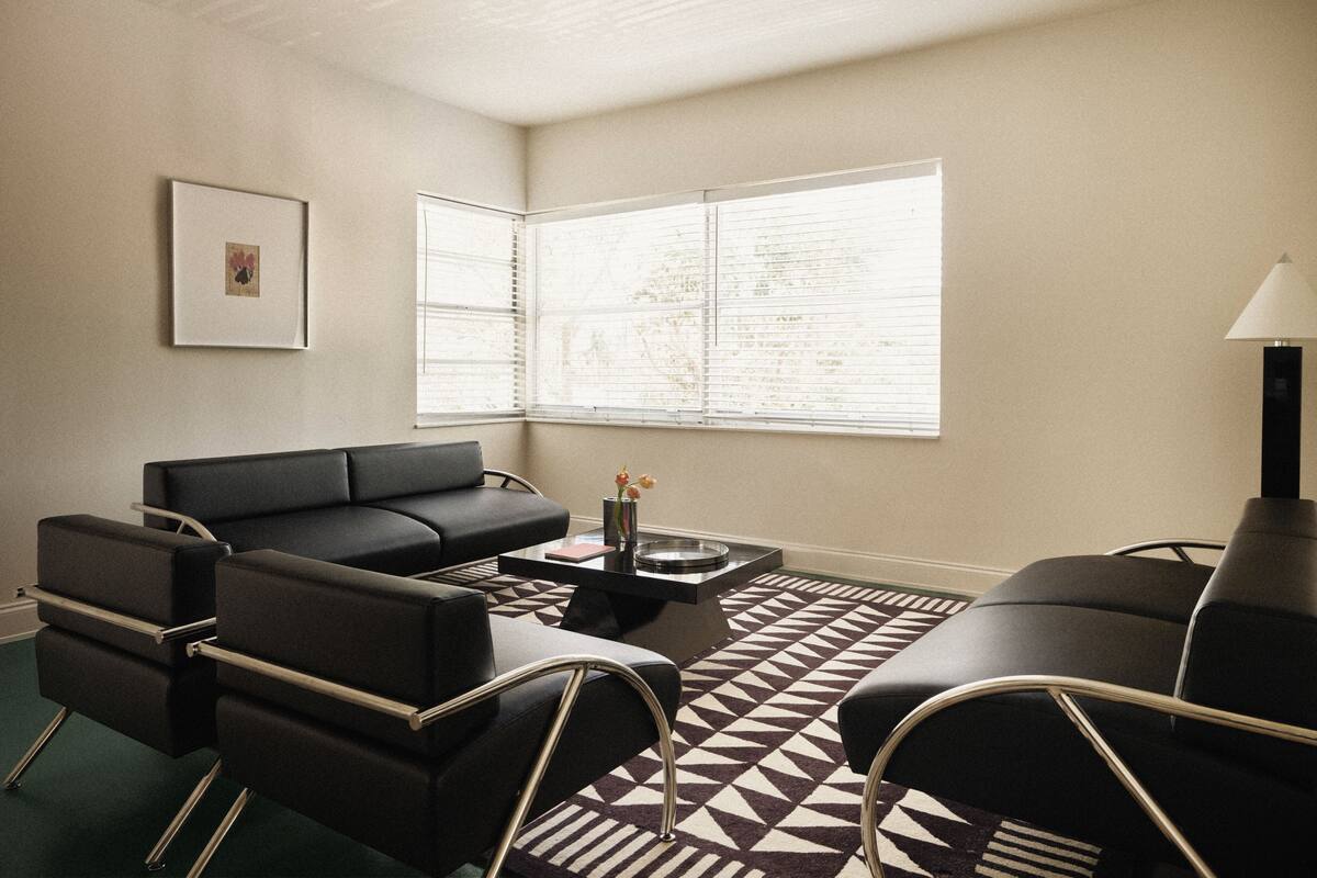 Penthouse Deluxe, para no fumadores, cocina | Ropa de cama de alta calidad y tabla de planchar con plancha 