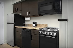 Suite, 1 Bedroom | Premium bedding, desk, laptop workspace, blackout curtains