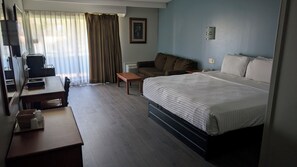 مكتب وواي فاي مجانًا وملاءات أسرّة