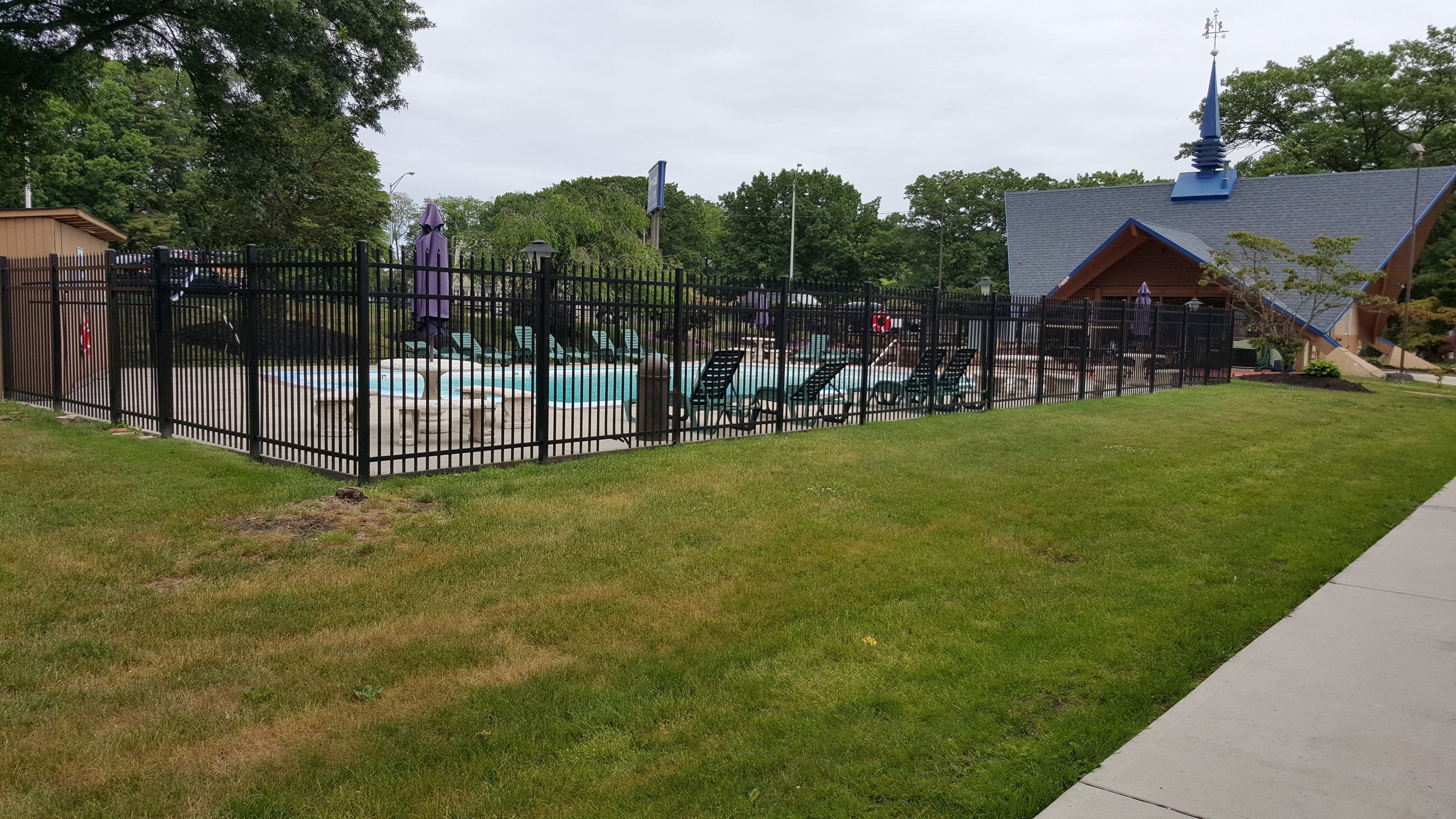 Zimmer, 2 Queen-Betten | Ausblick vom Zimmer