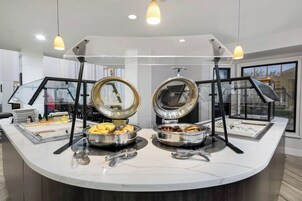 包含  每日欧式早餐