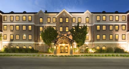 Staybridge Suites Toledo - Maumee by IHG