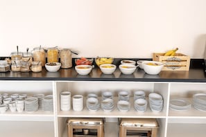 Colazione a buffet inclusa, servita tutte le mattine