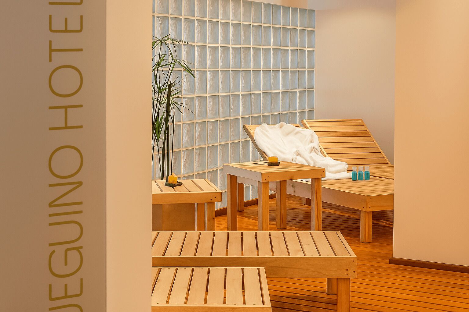 Photo - Fueguino Hotel