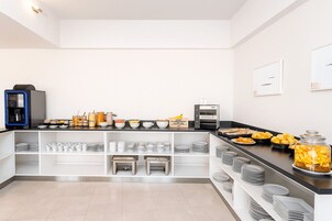 Desayuno bufé gratuito y diario