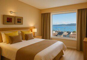 Ropa de cama de alta calidad y minibar 